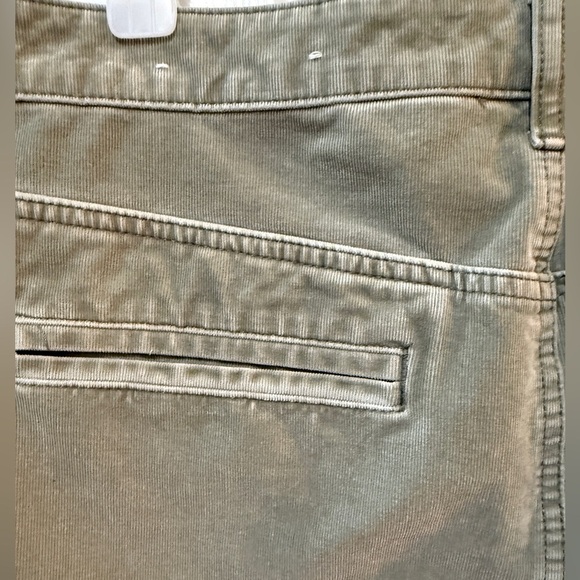 American Eagle Outfitters Olive/Grey Corduroy Highest Rise Mini Skirt - Picture 4 of 7